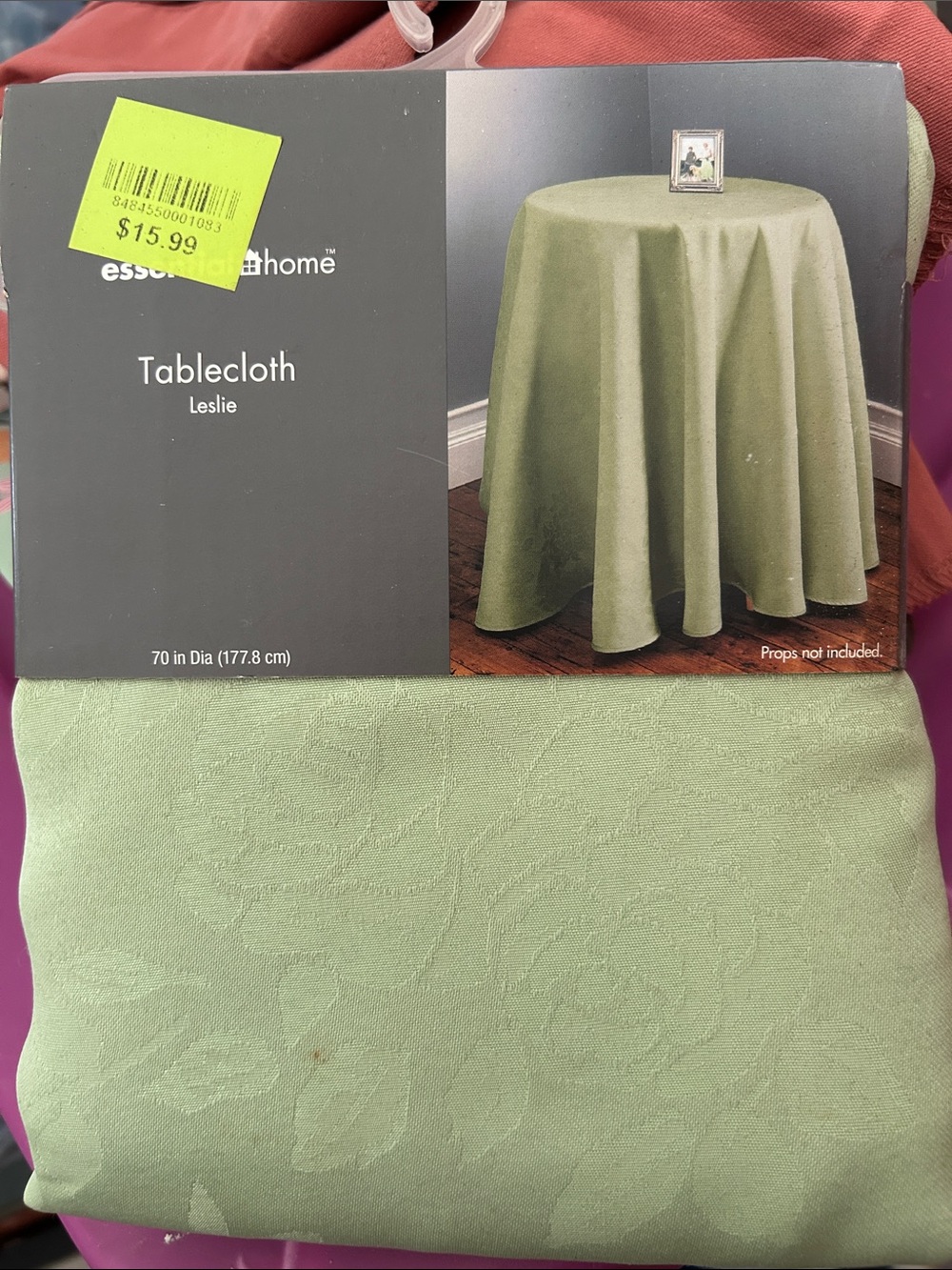 Essentials Light Green Round Tablecloth - Leslie